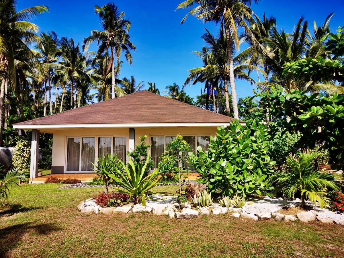Sunset Cove Beach & Dive Resort Romblon Esterno foto