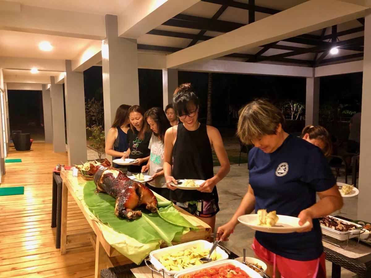 Sunset Cove Beach & Dive Resort Romblon Esterno foto