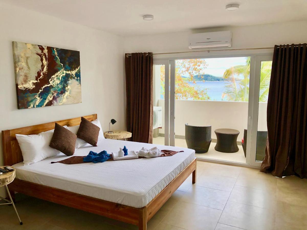 Sunset Cove Beach & Dive Resort Romblon Esterno foto